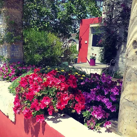 Da Mesciu Nzinu 住宿加早餐酒店 3*