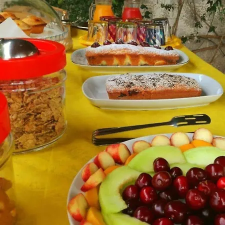 Da Mesciu Nzinu Alojamento de Acomodação e Pequeno-almoço Sannicola