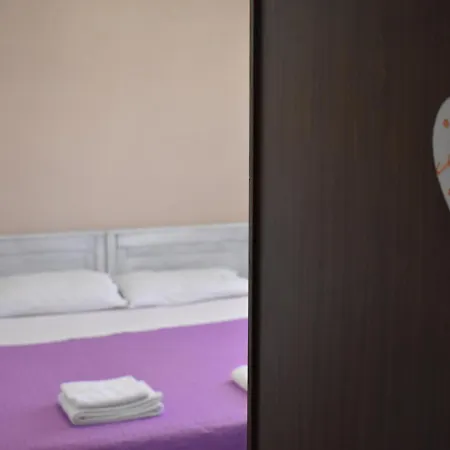 Alojamento de Acomodação e Pequeno-almoço Da Mesciu Nzinu 3*