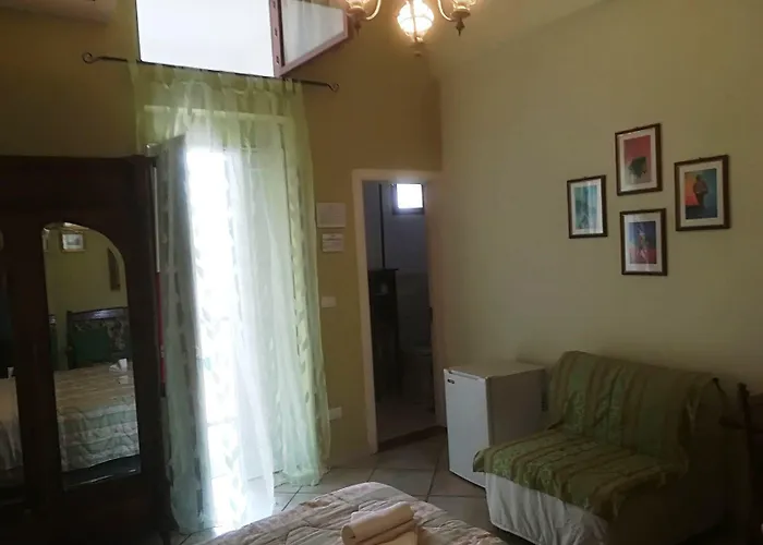 Da Mesciu Nzinu Bed & Breakfast Sannicola