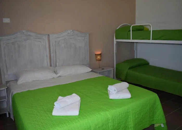 Da Mesciu Nzinu Bed & Breakfast 3*